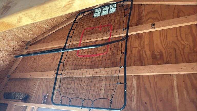 Baseball/Softball Pitch-Back Net
