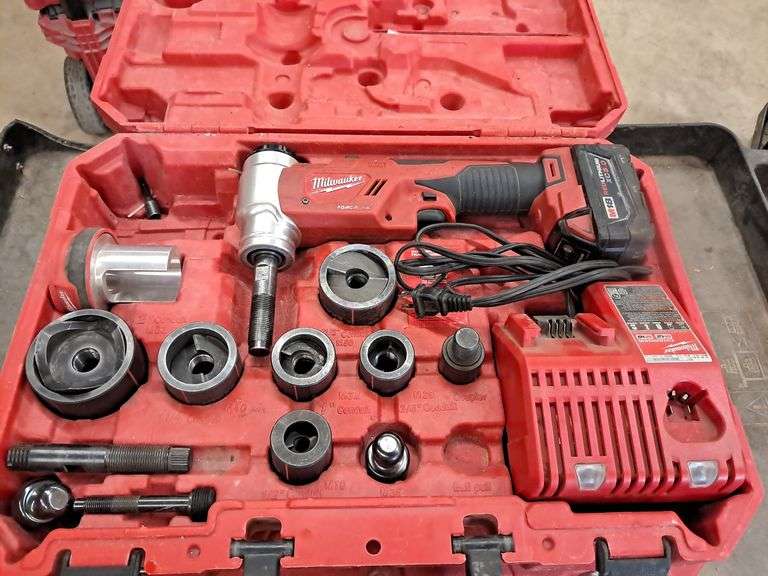 Milwaukee M18 Knockout Kit