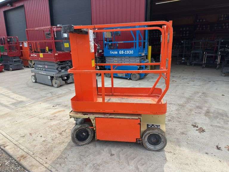JLG  1230ES  Personnel Lift