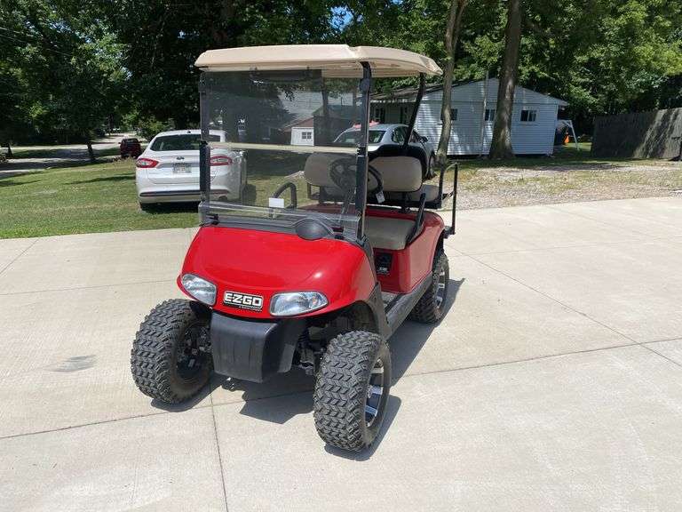 EZ-GO 4 Seater Electric Golf Cart