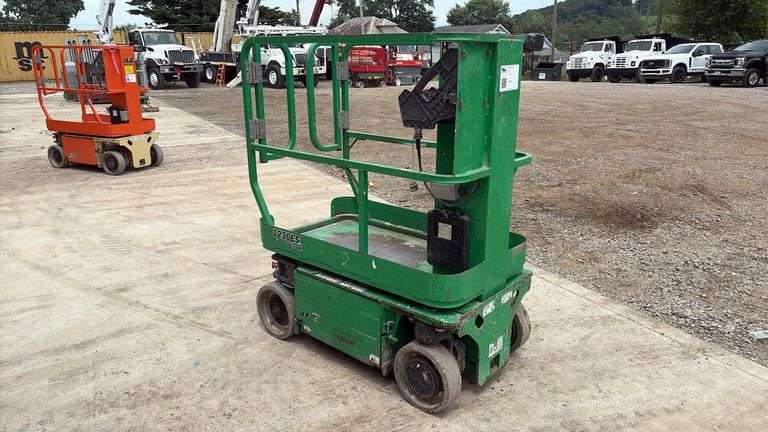 JLG  1230 ES  Scissor Lift