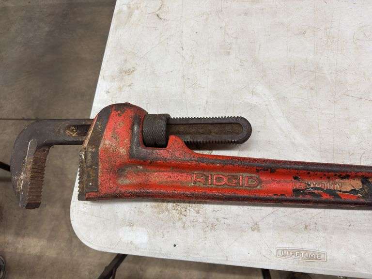 48” Rigid Heavy Duty Pipe Wrench