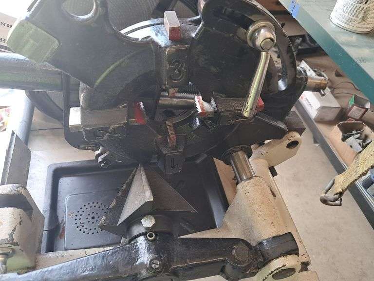 Klutch Pipe Threader - Takes 1/2” - 4” Dies