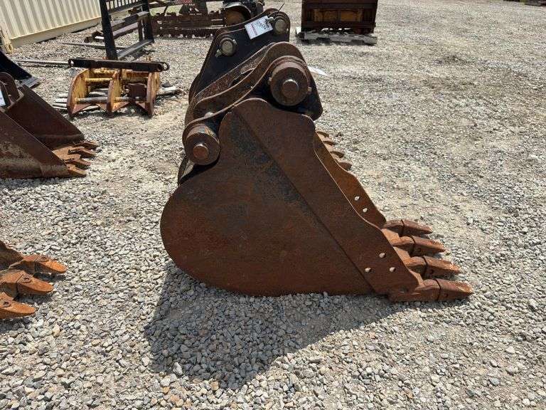 16” Excavator Digging Bucket