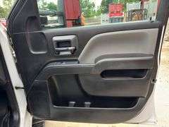2016  Chevrolet  Silverado 3500HD  Crew Cab Pickup