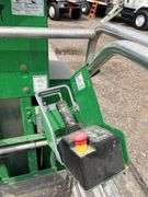 Genie  Rounabout  Personnel Lift