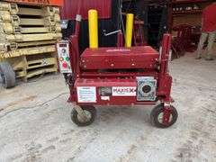 Maxis Automatic Feeder