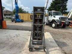 Handy Herman  24D  Man Lift