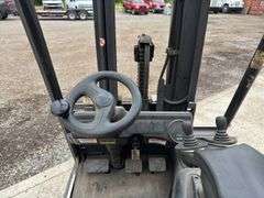 Komatsu  FG25  Forklift