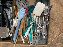 Various Kitchen Utensils