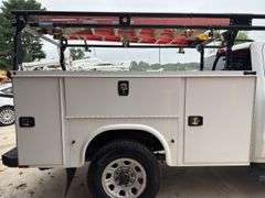 2016  Chevrolet  Silverado 3500HD  Crew Cab Pickup