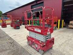 2019  MEC  1330 SE  Scissor Lift