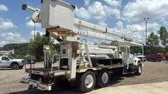 2007  International  7400  Bucket Truck