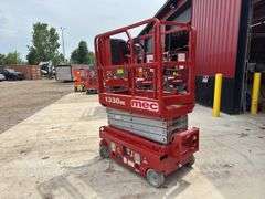 MEC  1330 SE  Scissor Lift