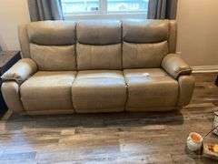 SHORT NOTICE Marblehead Online Only Personal Property Auction