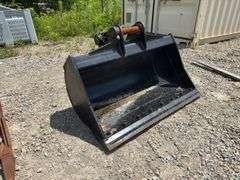 48” Excavator Smooth Lip Bucket