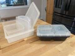 Assorted Plastic Tupperware