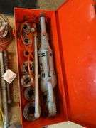 Rigid Power Drive Pipe Threader w/ Dyes