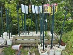 (32) Open Hole Signs and Posts