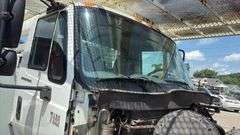 2007  International  7400  Bucket Truck