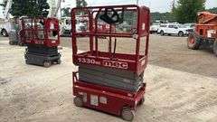 MEC  1330 SE  Scissor Lift