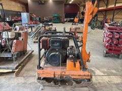 Mikasa Model MVH-402DS Reversible Plate Compactor