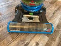 Bissell Vacuum, Rocket Pet Pro Vacuum & Assorted Mops