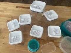 Foodsaver Canaster Set w/ Assorted Tupperware
