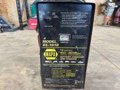 NAPA Model 85-1010 Battery Charger & Starter