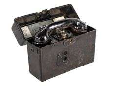 WWII German 1941 Heliowatt  Field Telephone