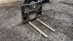 48” Caterpillar Pallet Forks