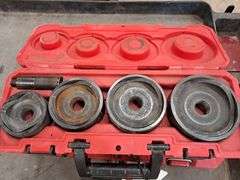 Milwaukee 2 1/2”- 4” Knockout Set
