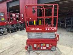 MEC  1330 SE  Scissor Lift