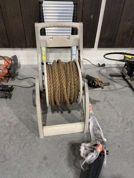 Extendable Ladder, Rope & Electric Pole Saw