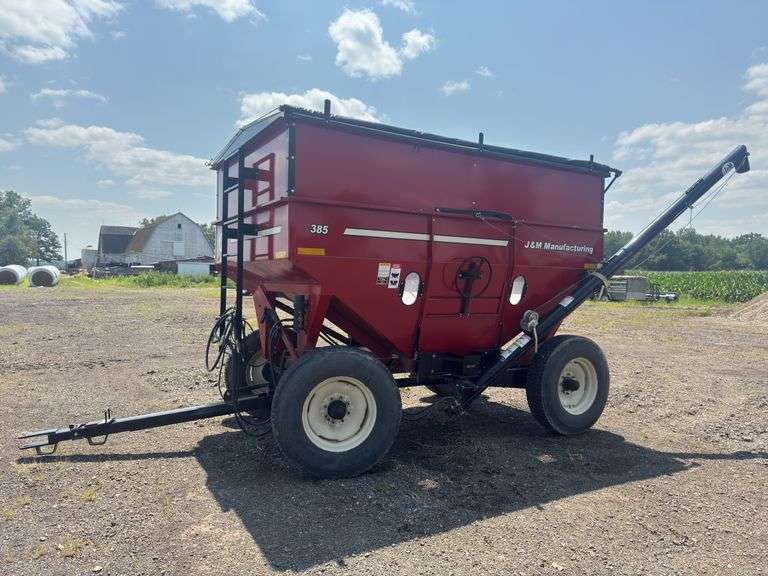 J&M  385  Seed Wagon