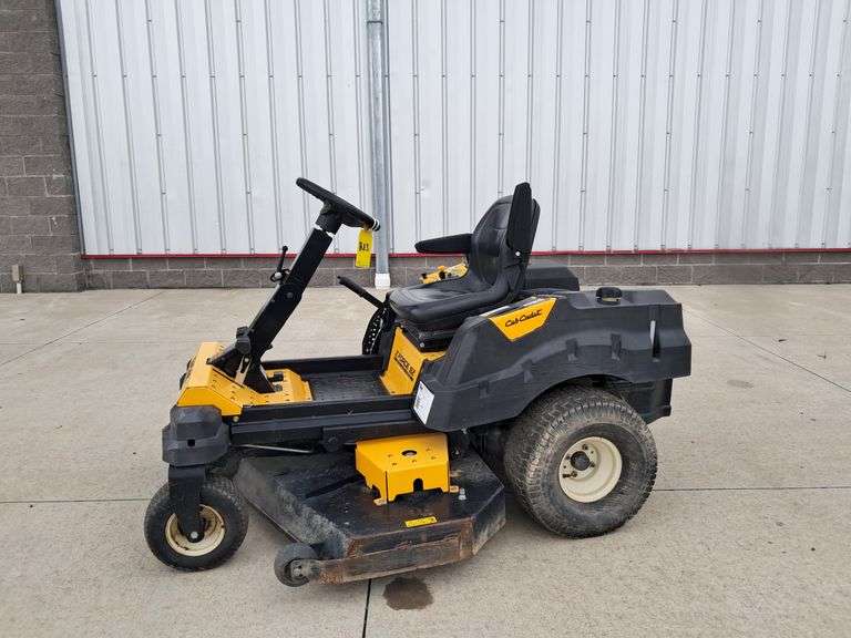 2015  Cub Cadet  SZ 60  Zero-Turn Mower