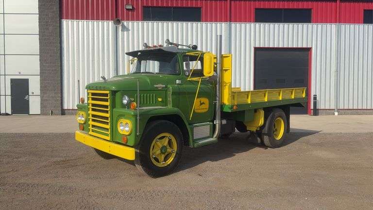 1964  Dodge  C600  Flatbed Truck