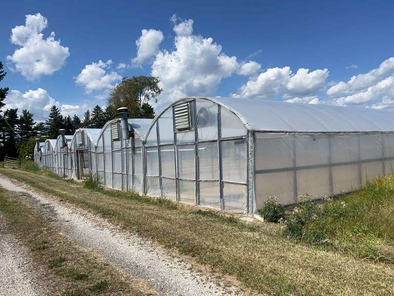 Beck 120' X 106' 6-Bay Greenhouse