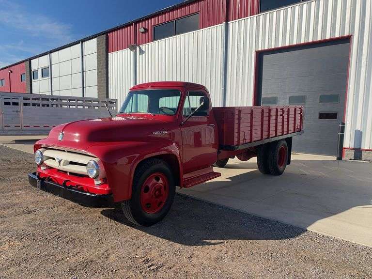 1953  Ford  F600  Grain Truck