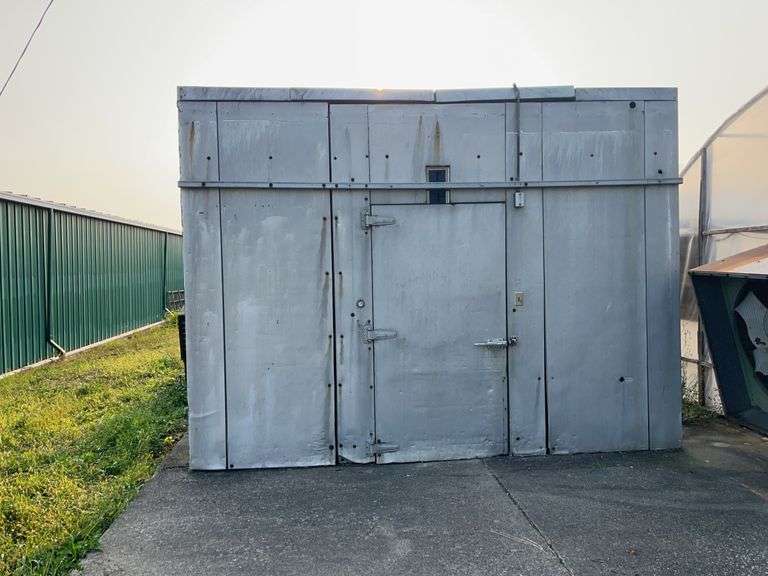 13’ X 15’ Walk-In Cooler