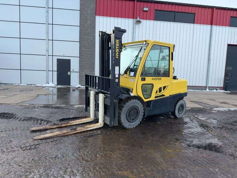2022  Hyster  H100FT  Forklift