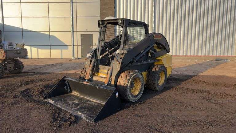 2016  New Holland  L228  Skid Loader