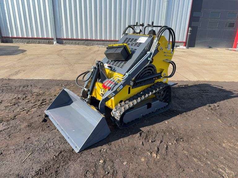 ATS-T460 Mini  Stand-On Skid Loader