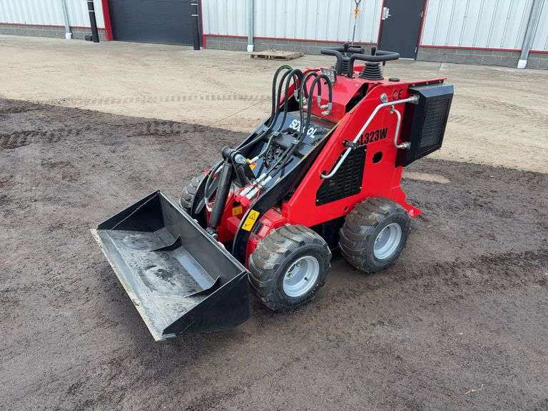 2026  MMS  MS323W  Stand-On Skid Loader