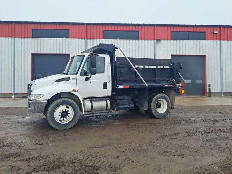 2007  International  4400  Dump Truck