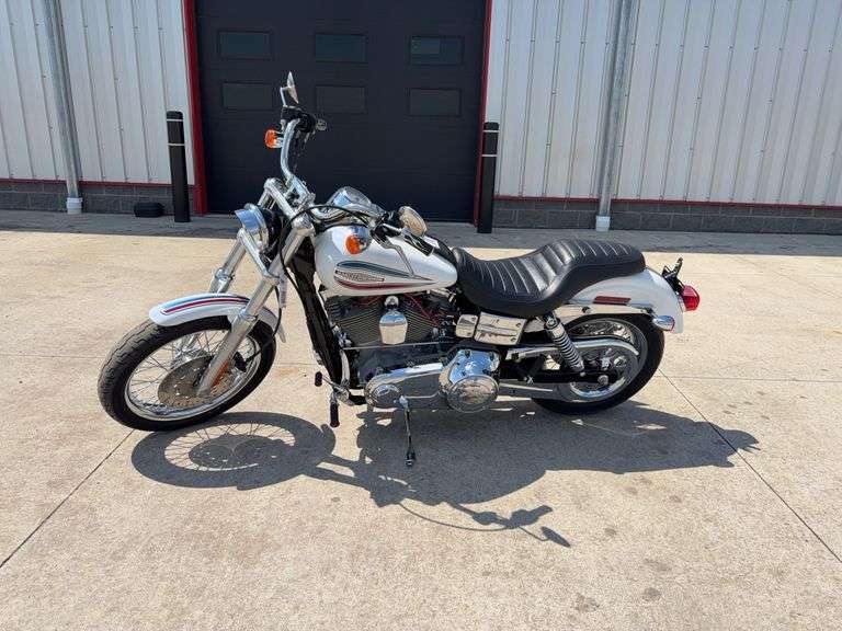 2006  Harley Davidson  35th Anniversary Edition Super Glide  Motorcycle