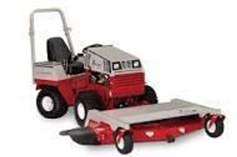 Ventrac 4520 - 72" Finish Mower - 31hp Gas Kawasaki engine