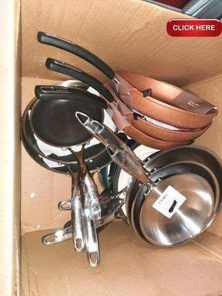 Mixed lot of pots and pans - Rideau Auctions