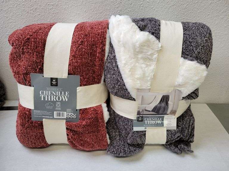 Member's Mark Chenille Faux Fur Throw, 60" x 70", Bundle of 2, Like New