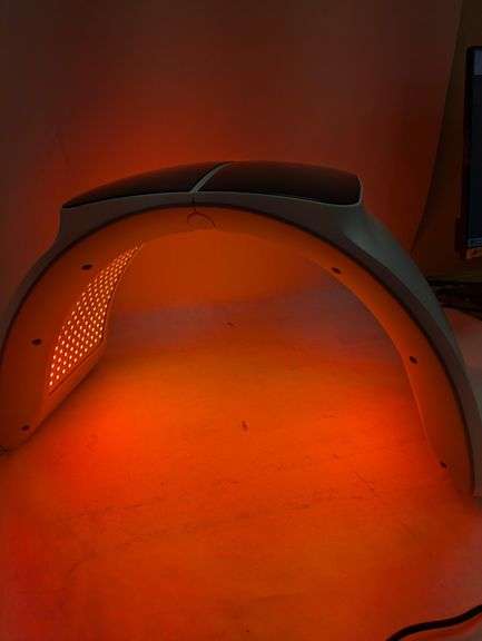 Nativis Beauty Solutions Luminate Shell, Open Box